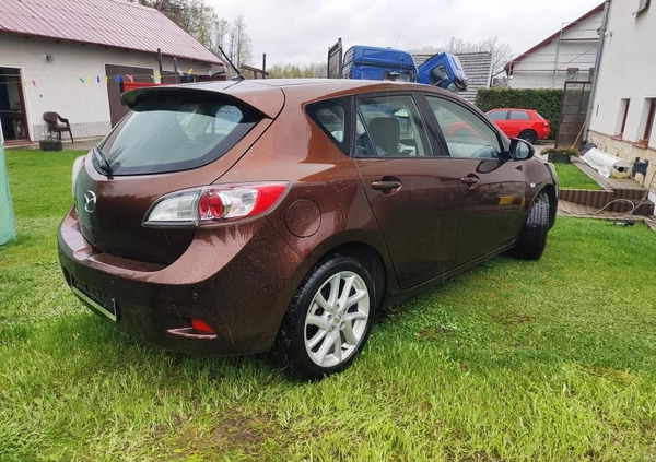 Mazda 3 cena 25500 przebieg: 104600, rok produkcji 2011 z Tarnów małe 29